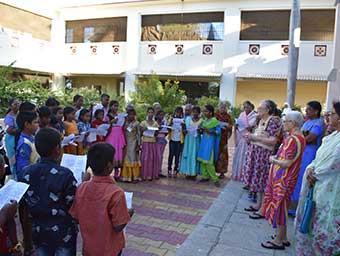 Children Parliament Group visit to Old Age Home